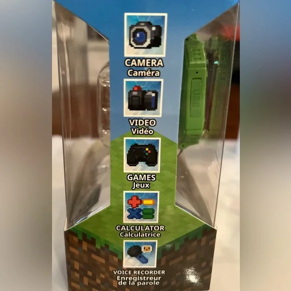 Minecraft Kids Interactive Watch (2) - Picture 5 of 7